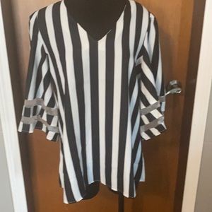 Women’s Striped Blouse